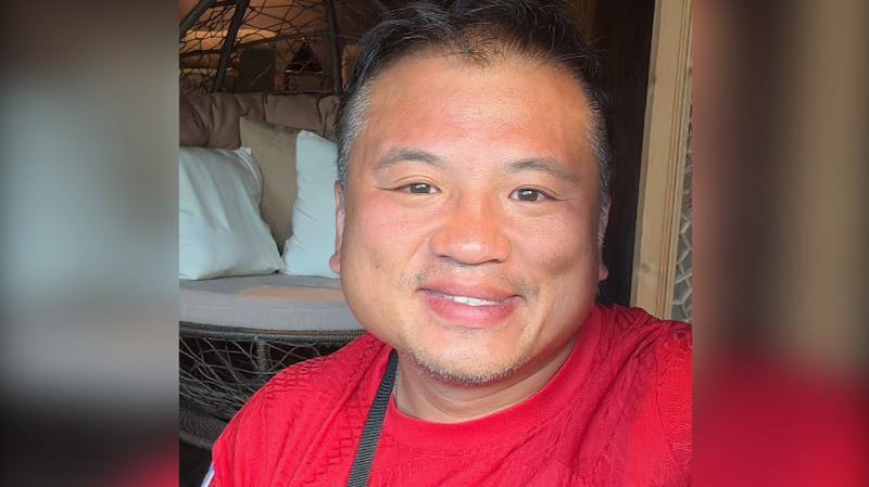 曾任立场新闻副采访主任的陈朗昇表示,对2名高层为大家被判有罪感愧疚,强调他们是按忠实报道事实的原则工作。(受访者提供)