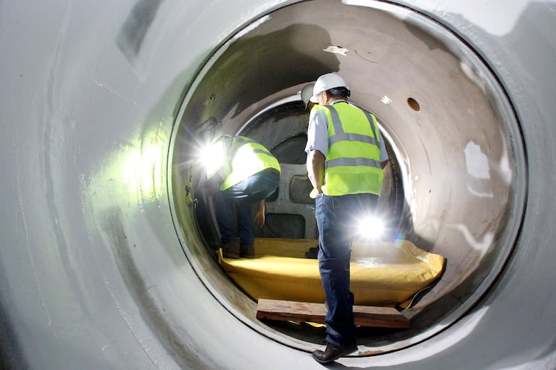 缅甸强震让一带一路工程质量备受关注，水库大坝是中国海外建设的主力项目，不时传出施工缺陷问题，图为厄瓜多尔的辛克雷水电站。