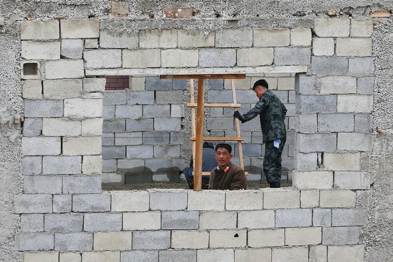 북한 평양 건설 현장