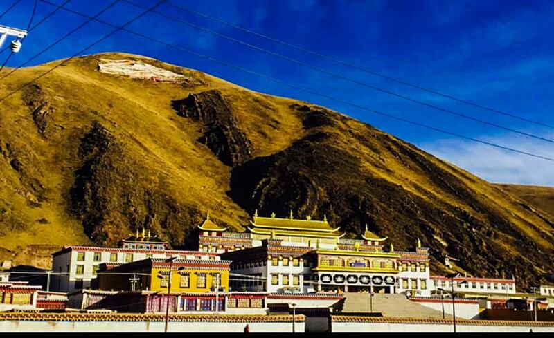 甘孜州石渠县蒙宜寺主殿(受访人提供)