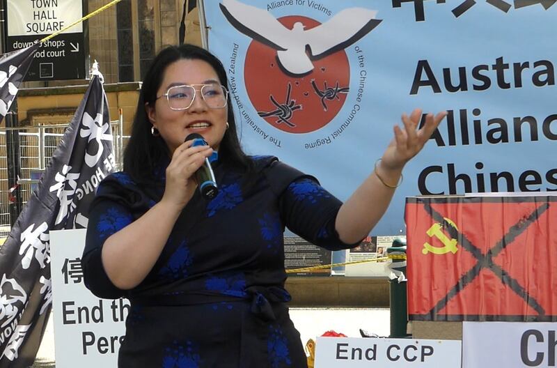 藏人行政中央驻澳代表处联络官达佤桑姆(Dawa Sangmo)指出,中共在西藏设立殖民式寄宿学校,在未经藏人家长同意之下,把儿童强行带走;藏人家长没有选择的余地,要是拒绝就范,就会受到惩罚甚至被消失。 (记者丘德真摄影)