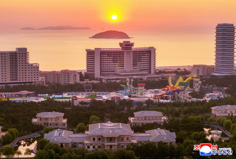 북한, 원산갈마관광지구 준공